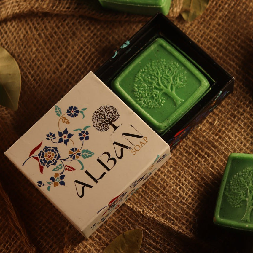 Alban Al Ban Soap Aloe Vera Oil - Rich Green - Soothing