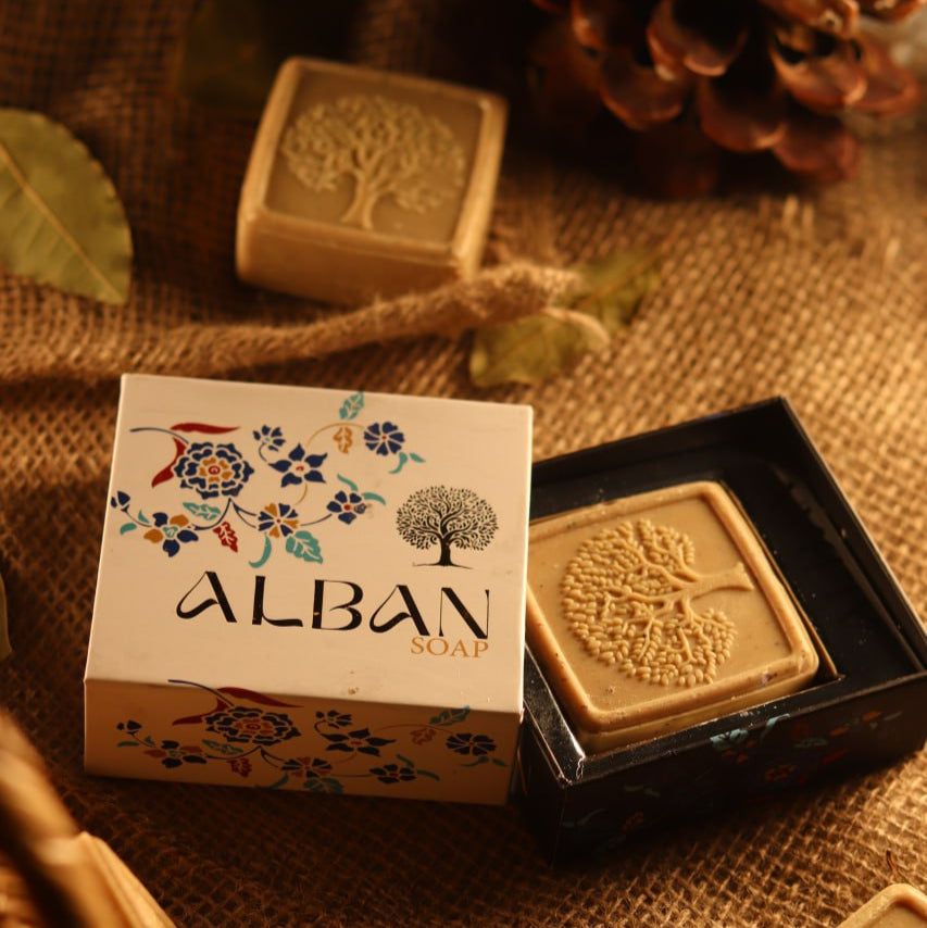Alban Orient Gold Almond Nectar